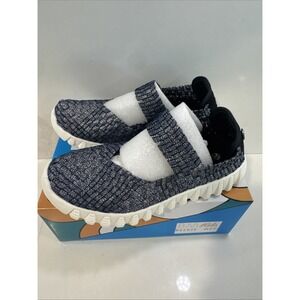 Bernie Mev New York Navy Shimmer Kids Size 34 US 3 NIB BM25